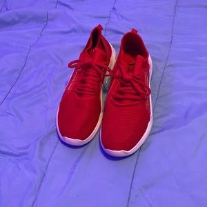 Shoes color red size 8